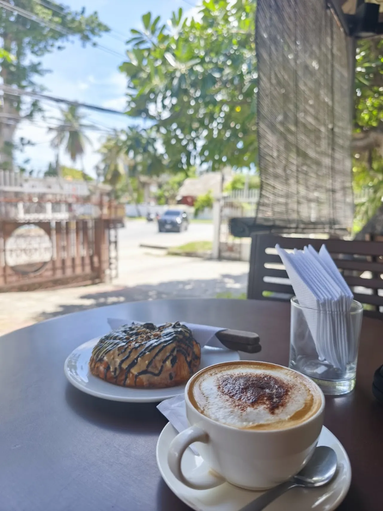 Aru Bakery & Cafe