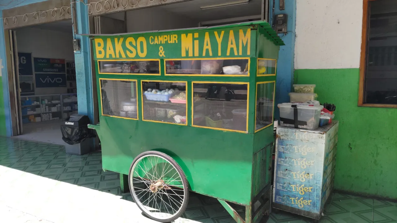 Bakso Campur & Mie Ayam