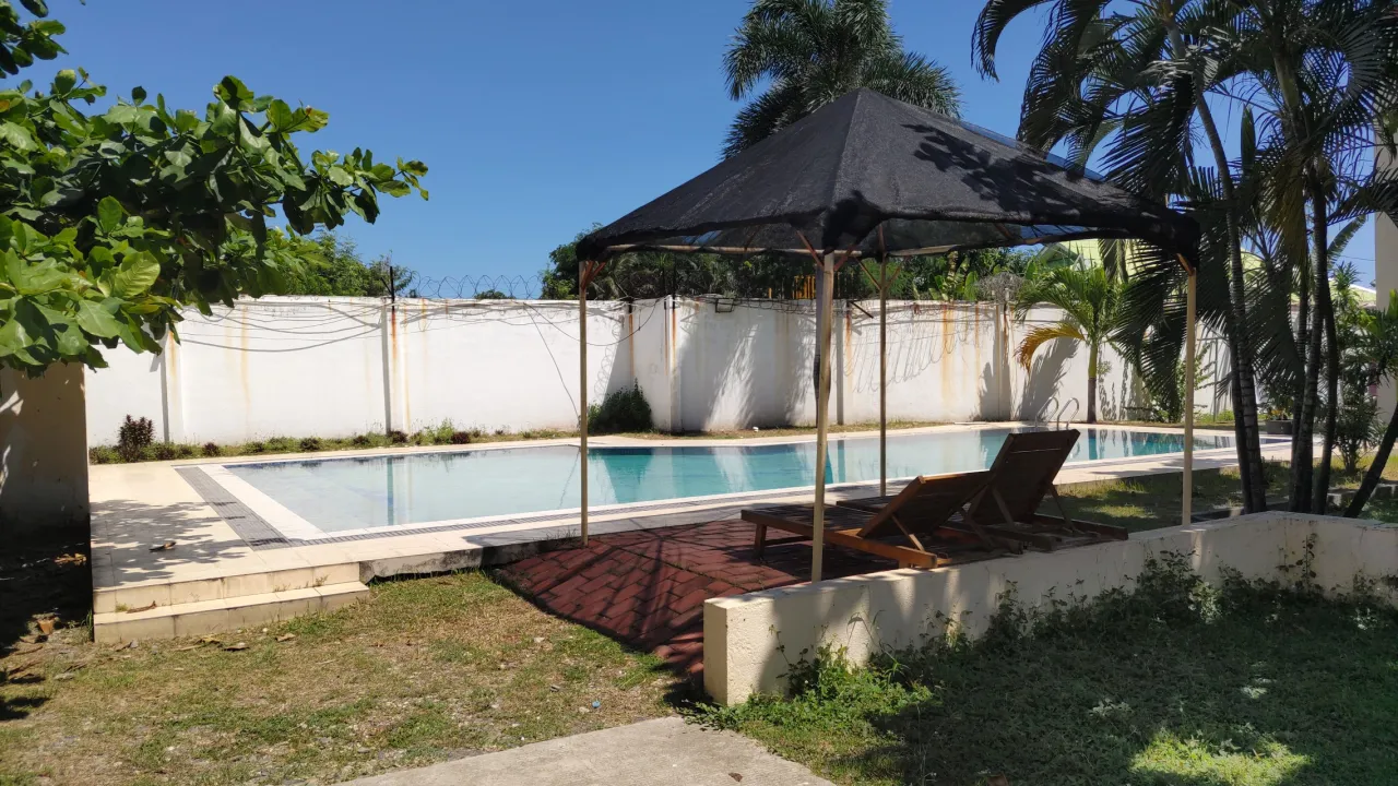 Beach Garden Hotel