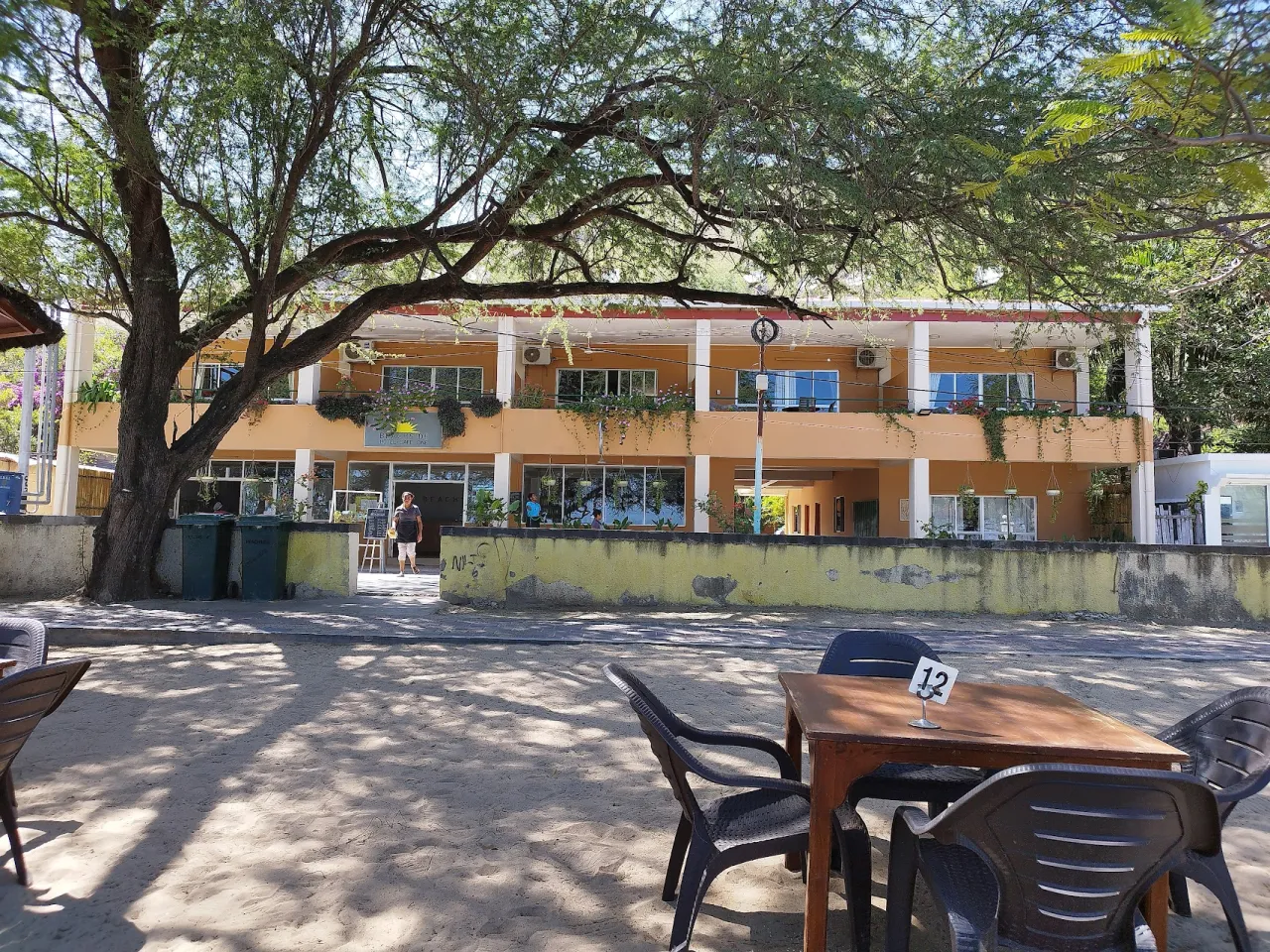 Beachside Hotel & Cafe Dili