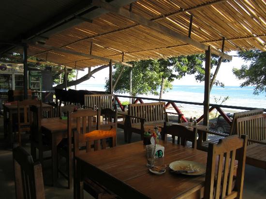 Castaway Bar