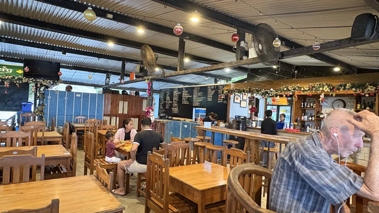 Castaway Bar