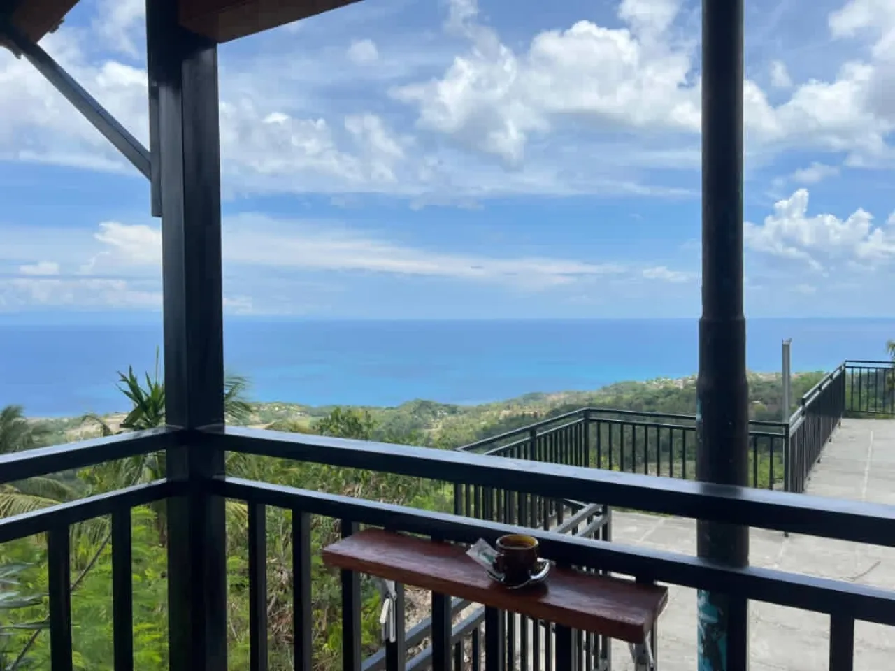 Cliff Guest House and Cafe