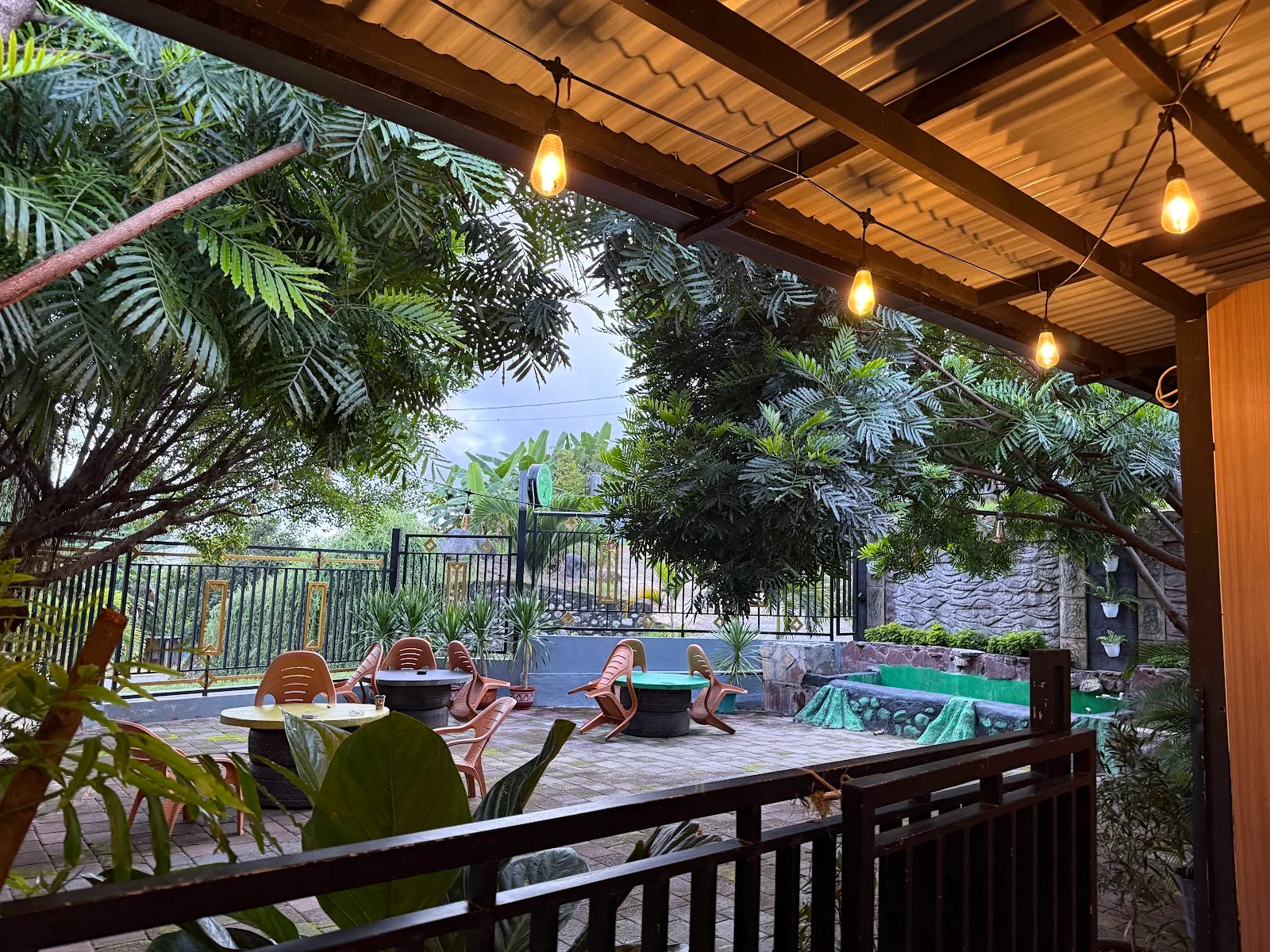 Flomar coffee shop