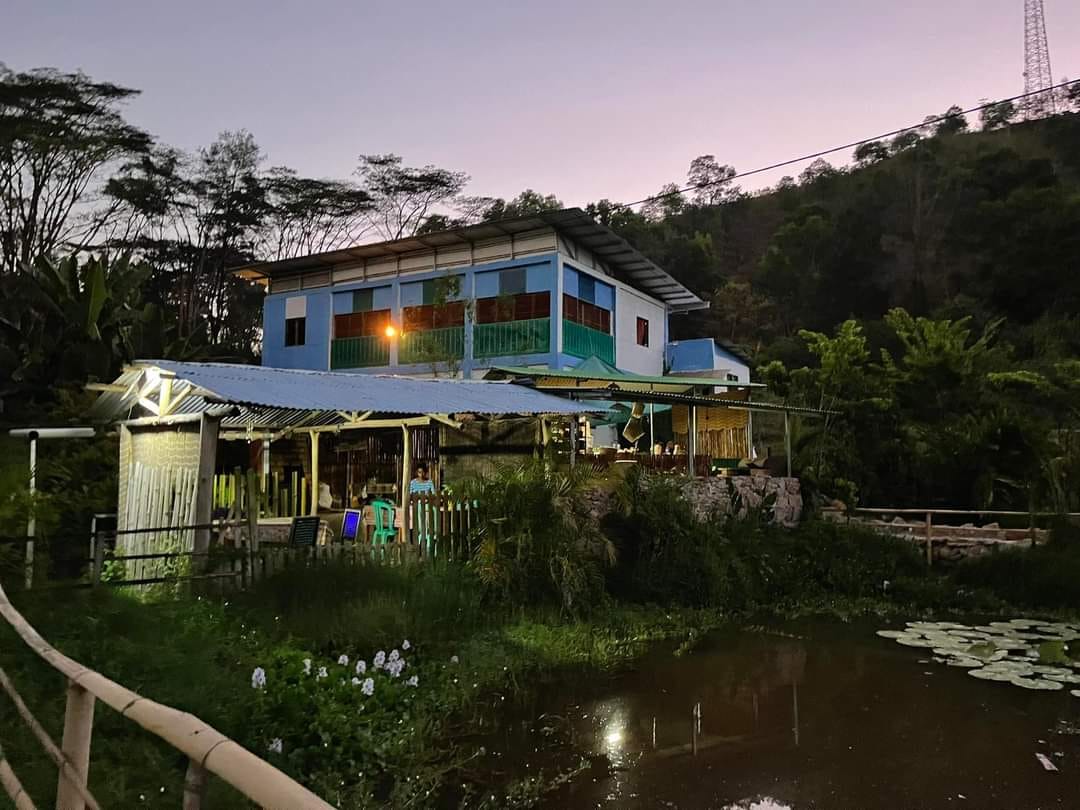 Gomes Community Farm Guest House