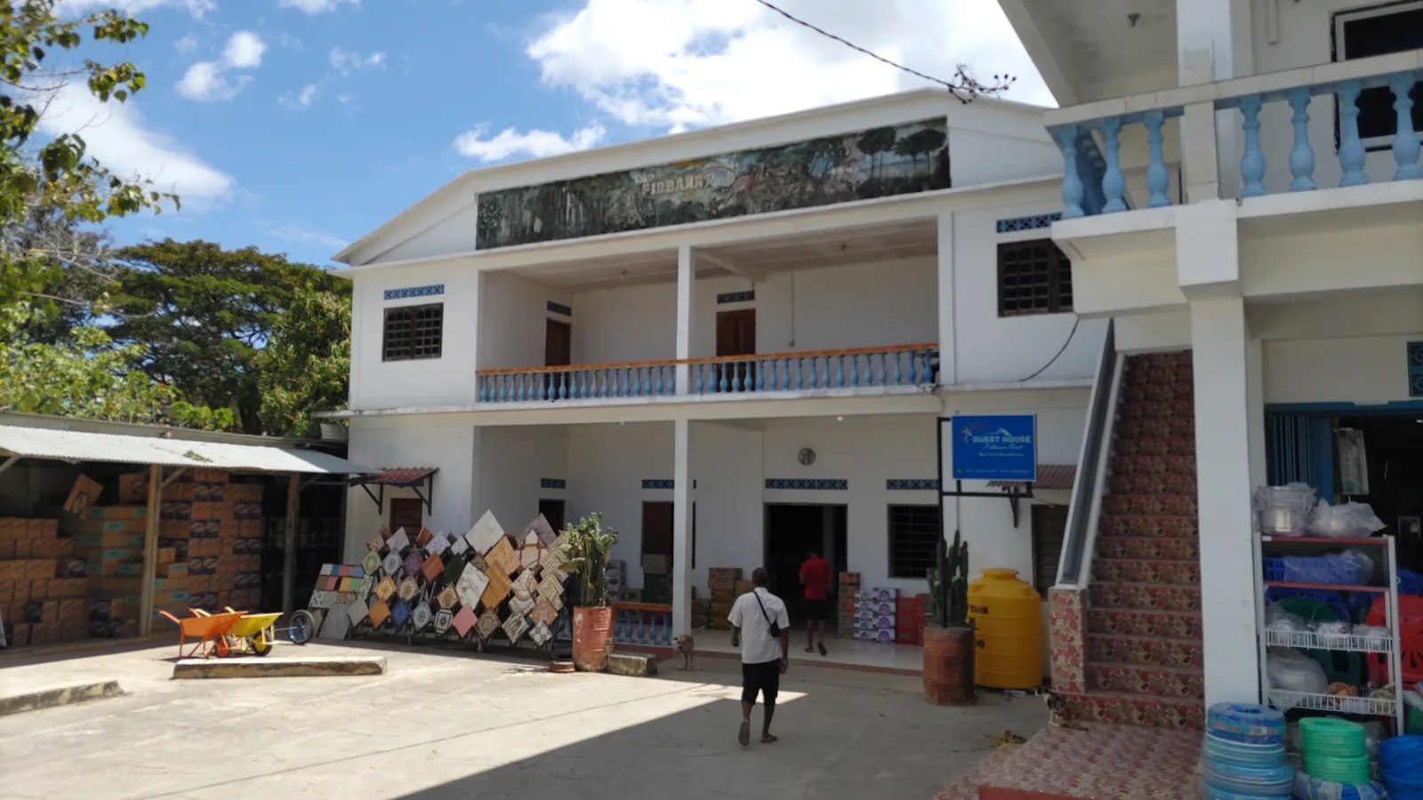GUEST HOUSE Fidbama Real