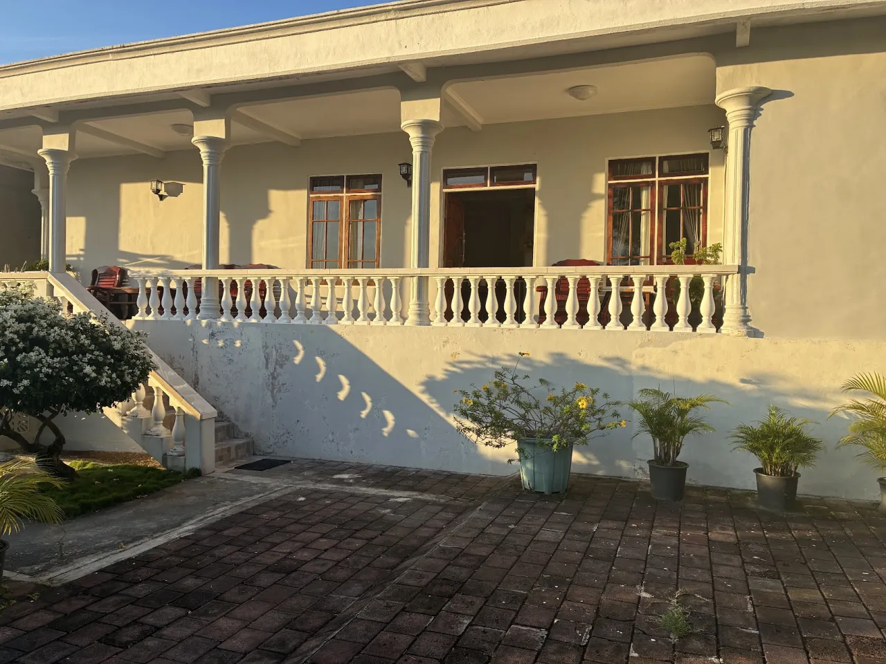 Guest House Flomar