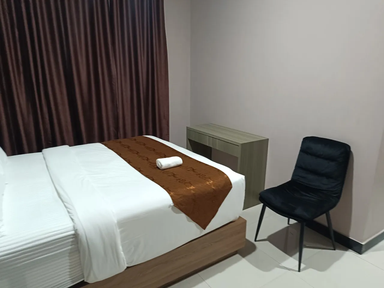 Hotel Realistic