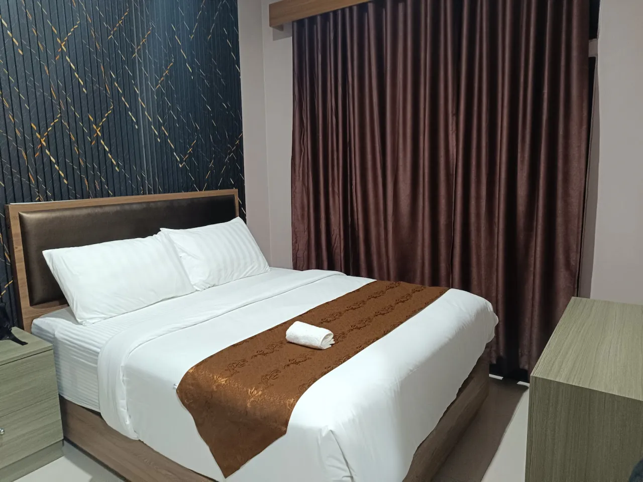 Hotel Realistic