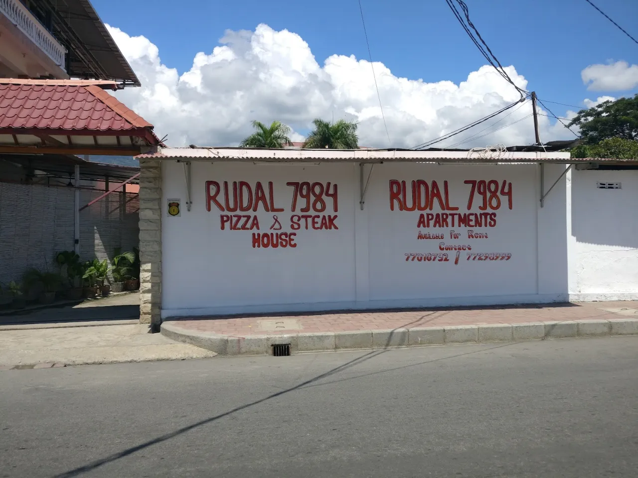 Jonliston Apartments & Hotel
