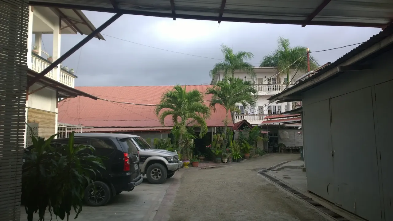 Jonliston Apartments & Hotel