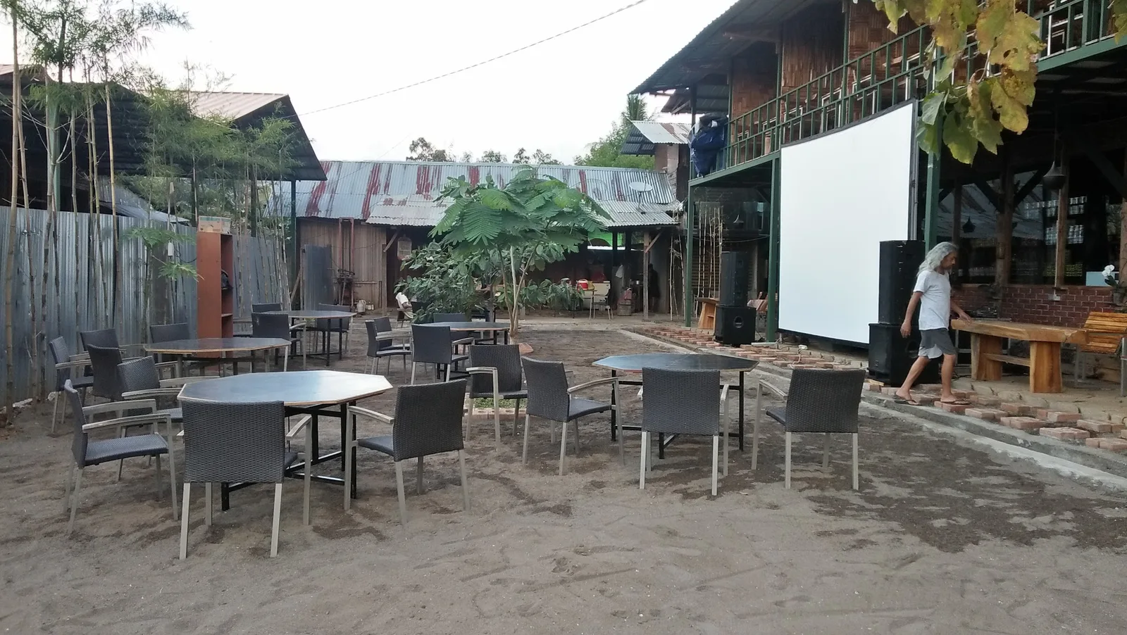 KAFE NATARROHAN