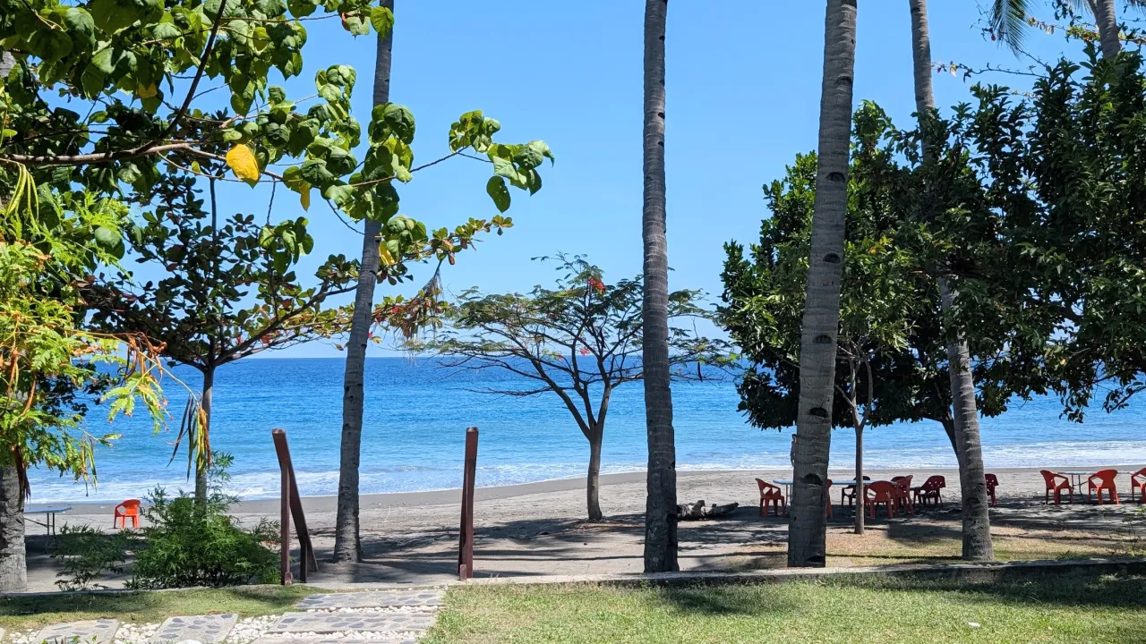 Lauhata Beach Escape