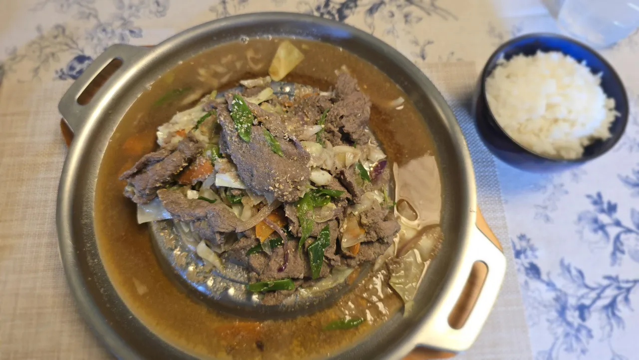 Naris Restaurant