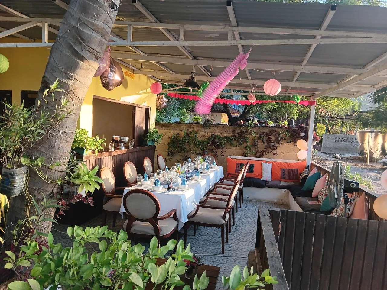 Nha Casa Restaurant