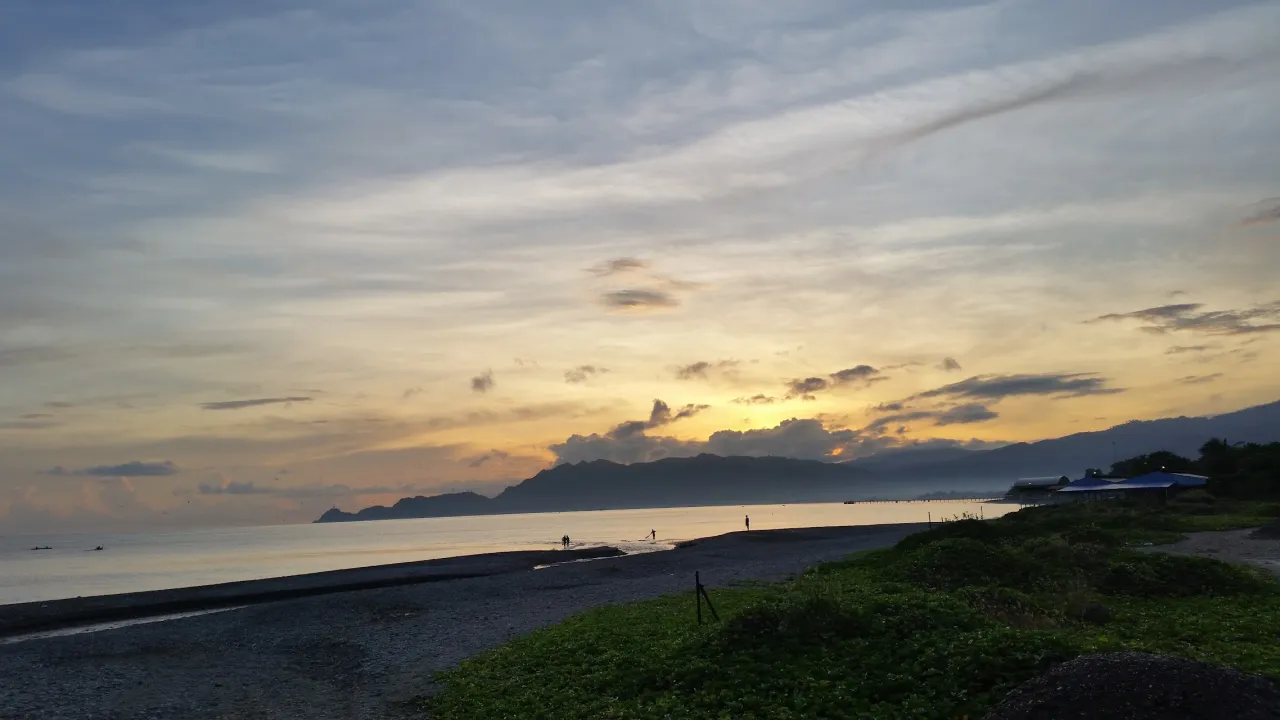Oceanview Beach Restaurant & Resort