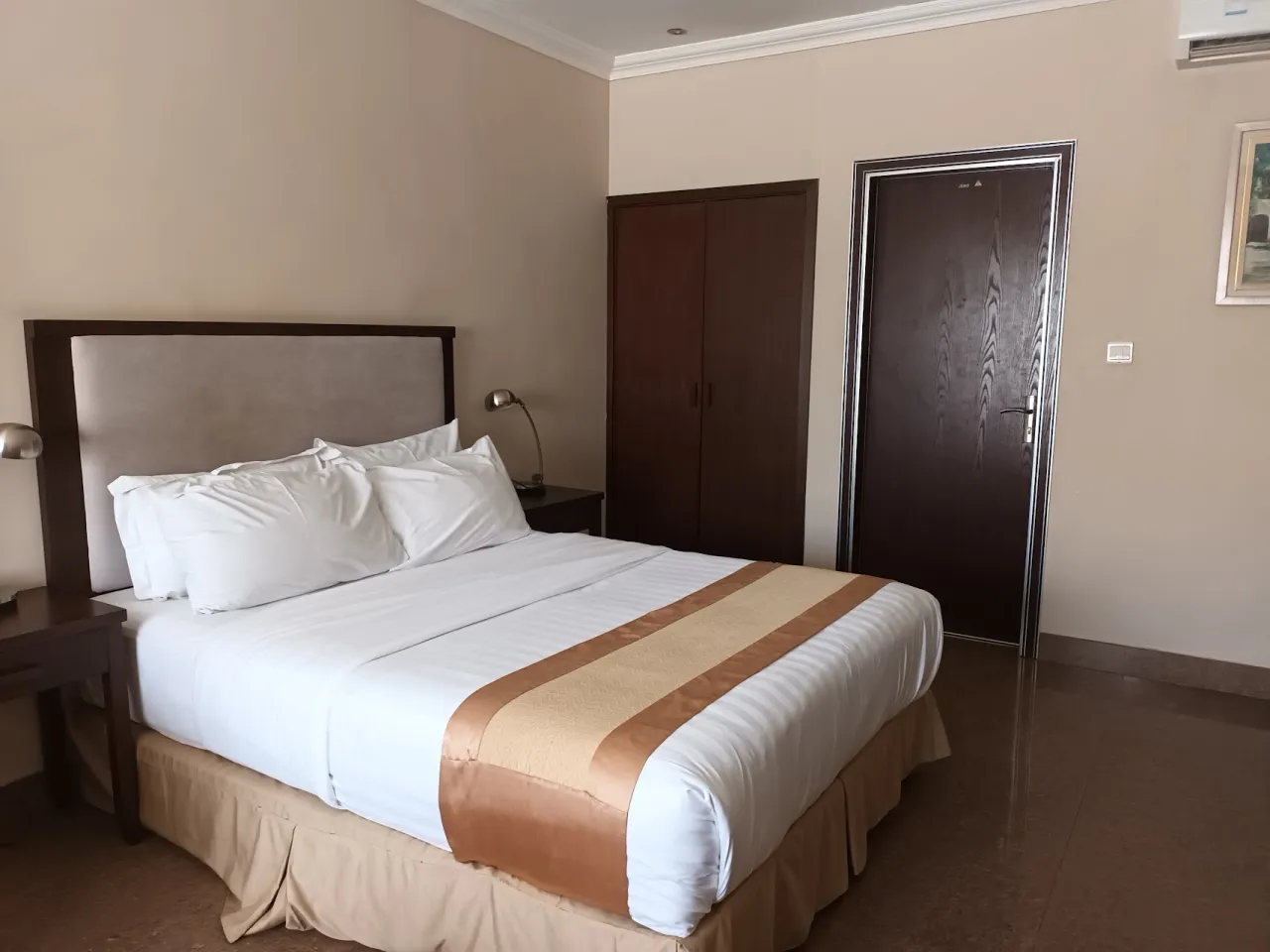 Plaza Hotel Executive Wing
