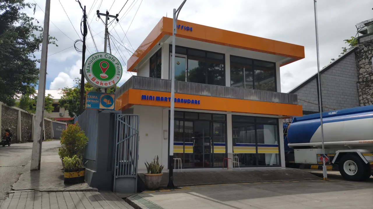 Pon bensin Manudare Fuel Station