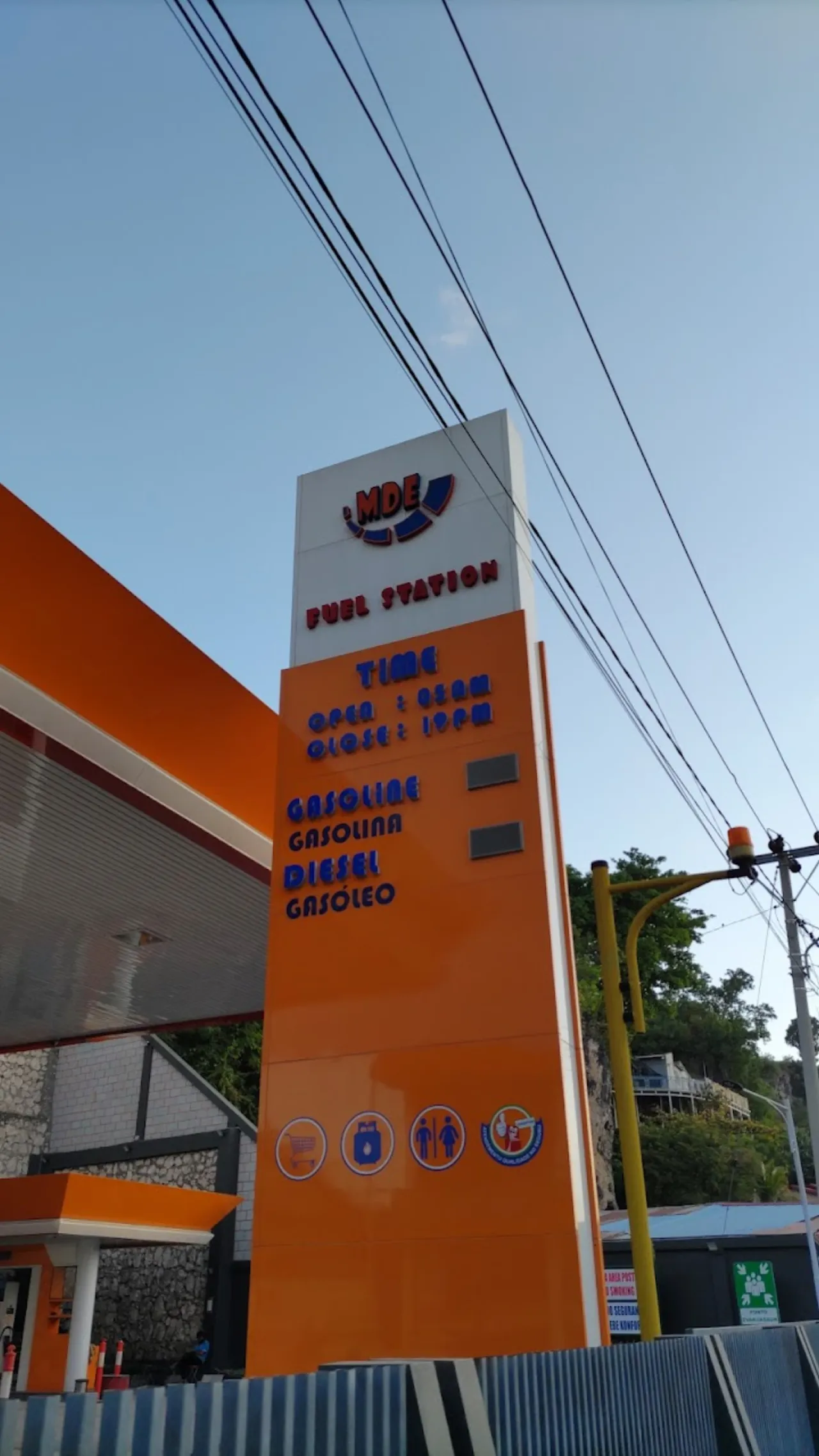 Pon bensin Manudare Fuel Station