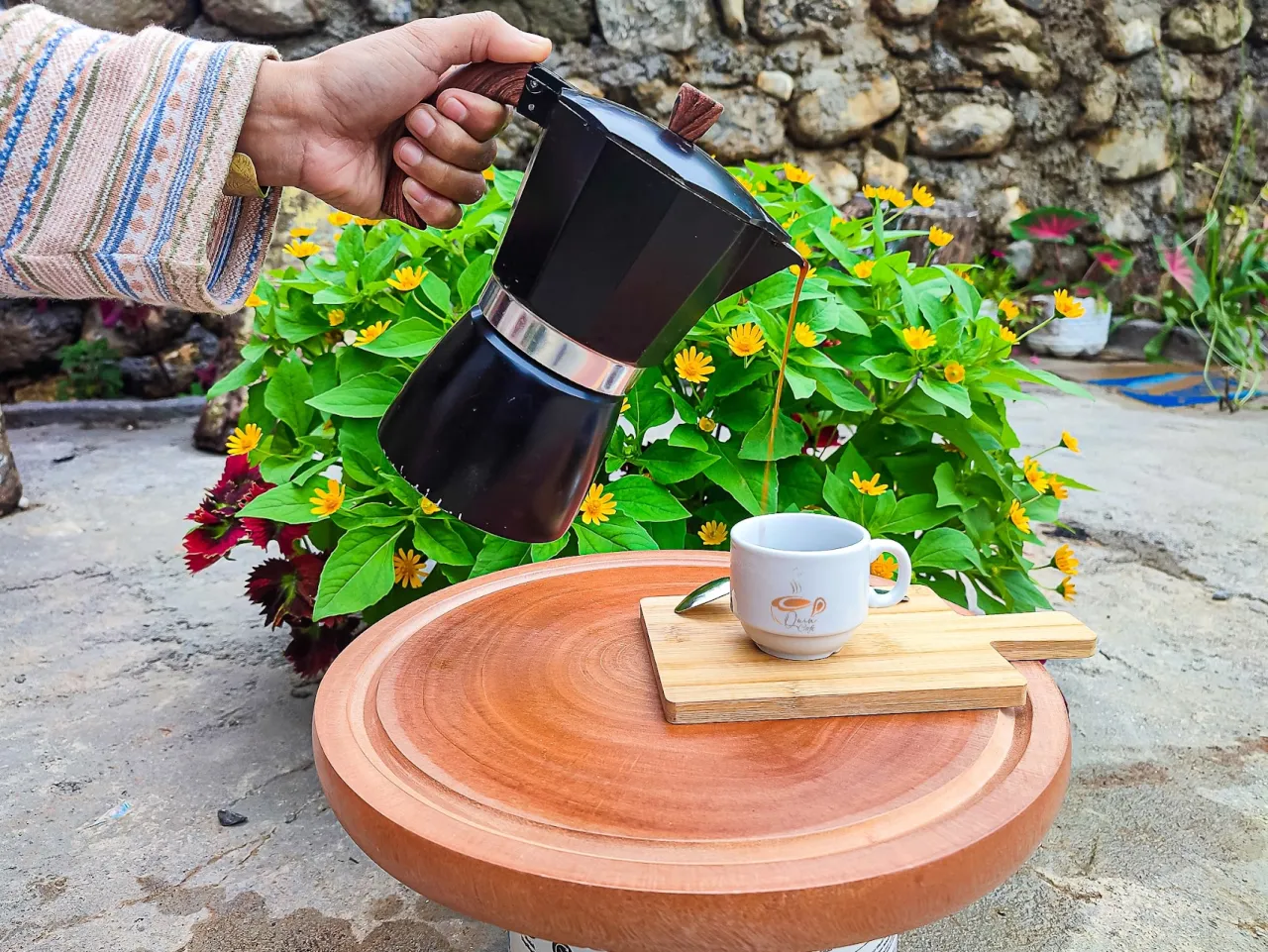 Quin Cafe Ainaro