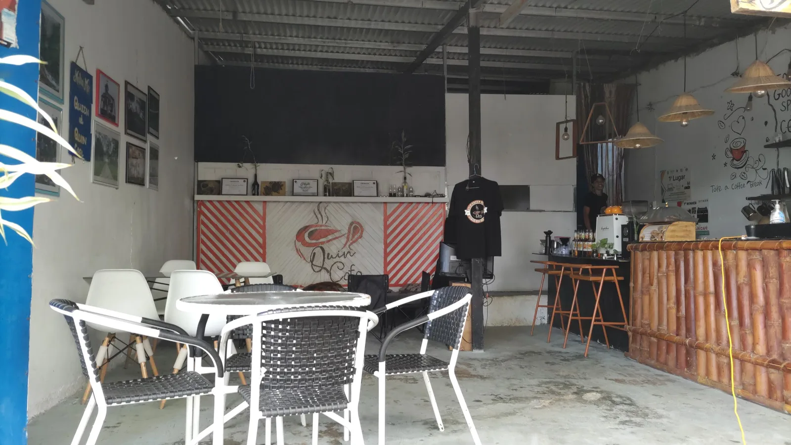 Quin Cafe Ainaro