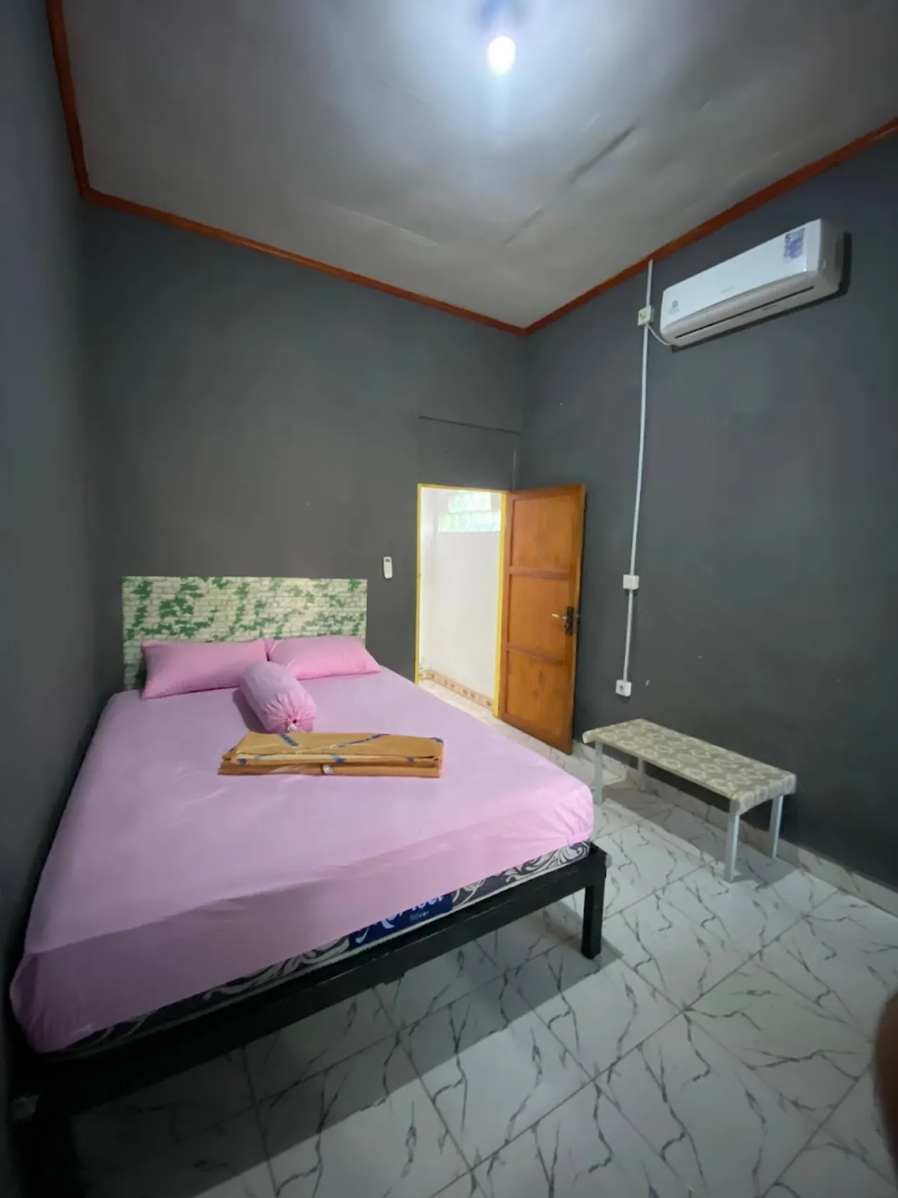 Zenaria Guest House